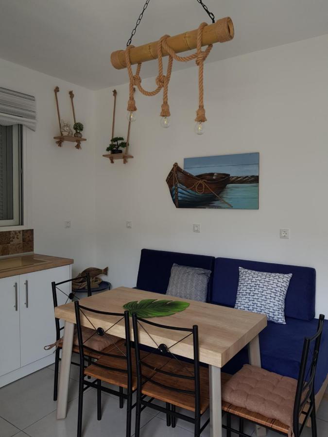 Galazia Thea Apartments Archangelos  Luaran gambar